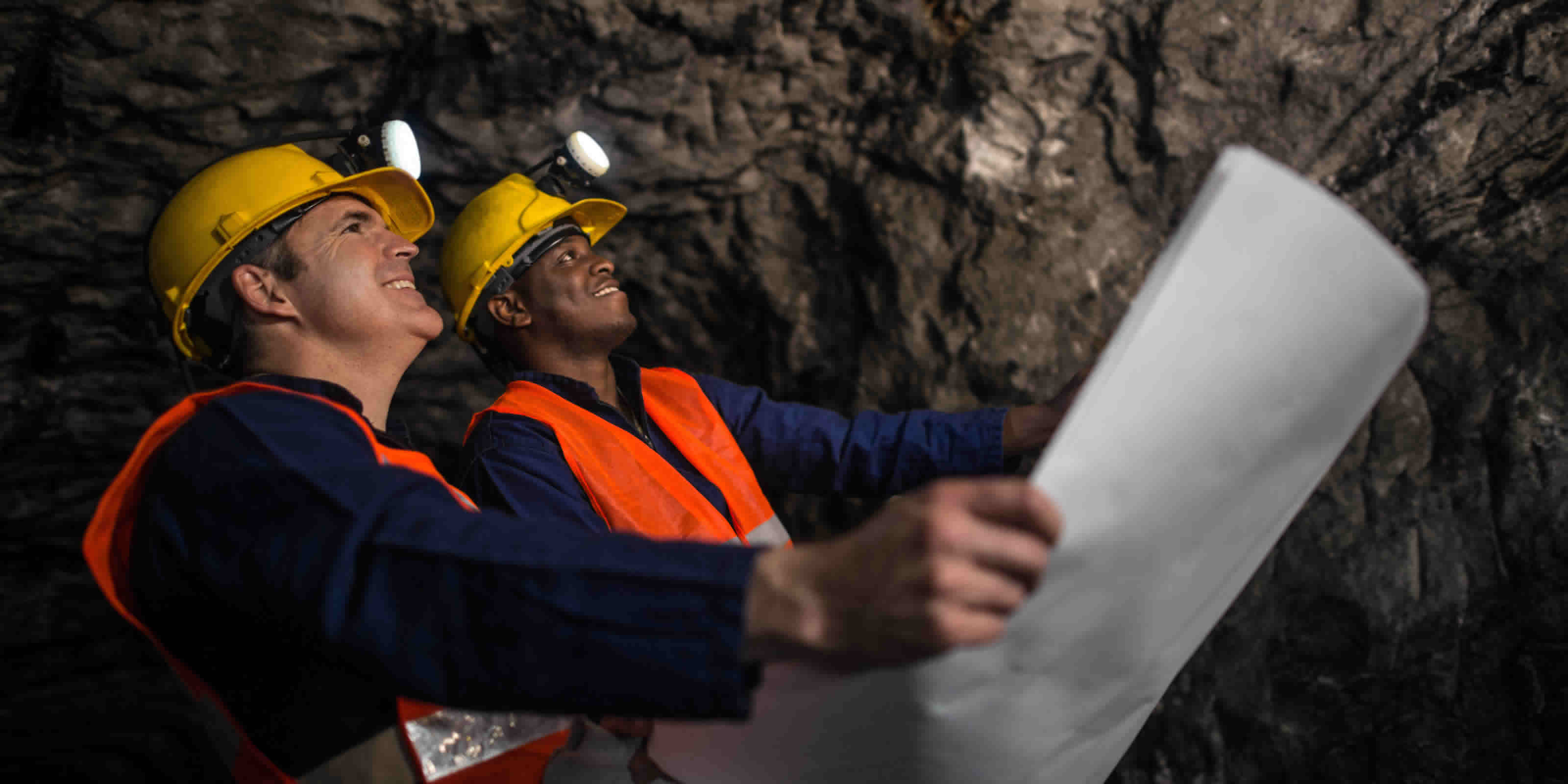 Miniers à l'oeuvre.
